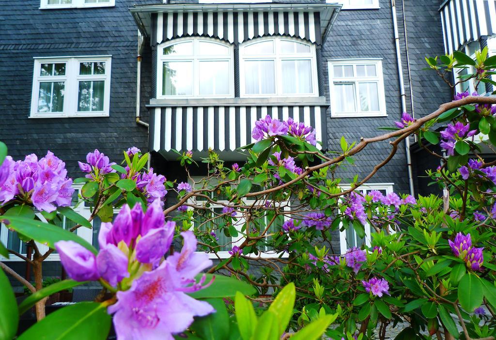 Hotel Schieferhof - Glaslust Neuhaus am Rennweg Exterior foto