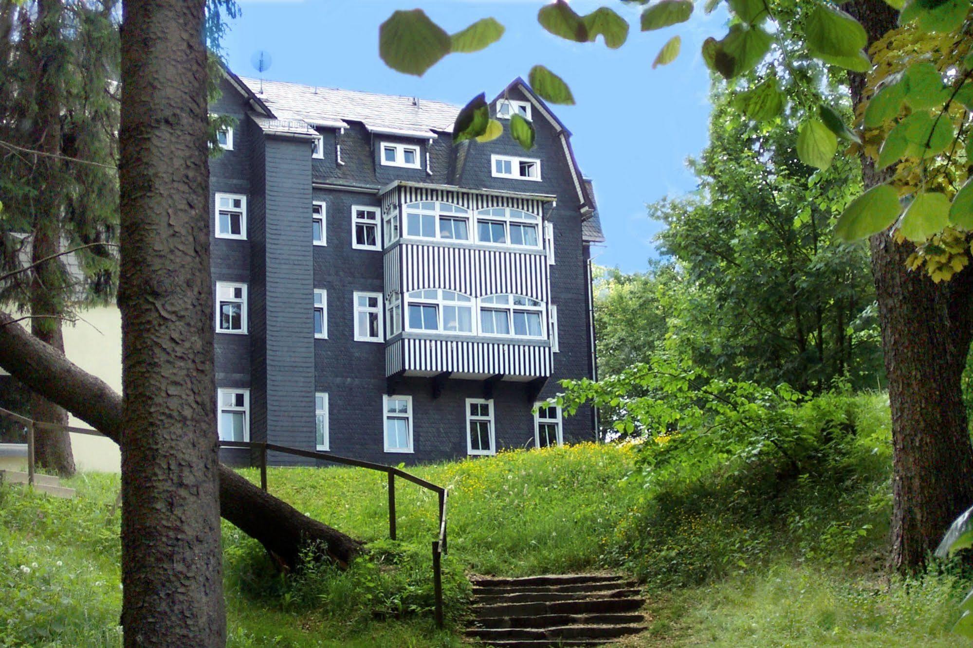 Hotel Schieferhof - Glaslust Neuhaus am Rennweg Exterior foto